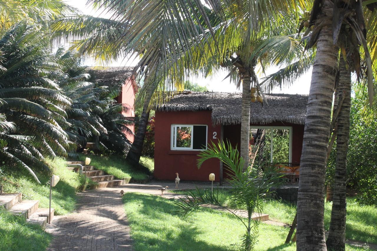 Hotel De La Baie Antsiranana Exteriör bild